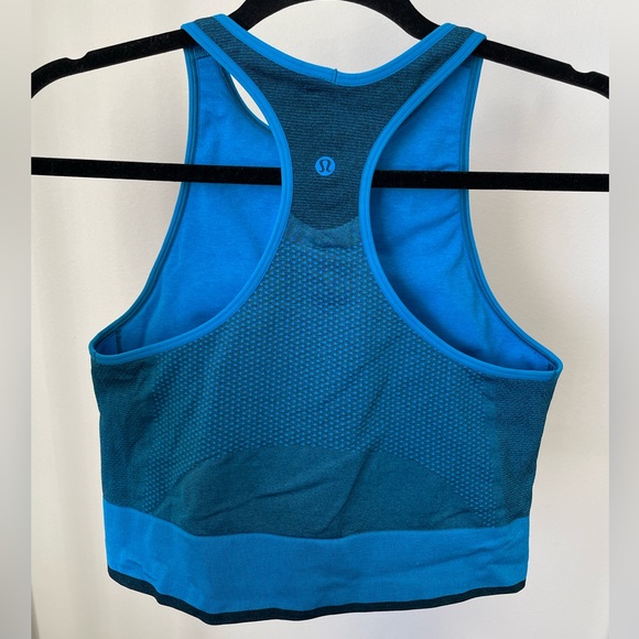Lululemon seamless mesh suppprtive training tank - Picture 3 of 4